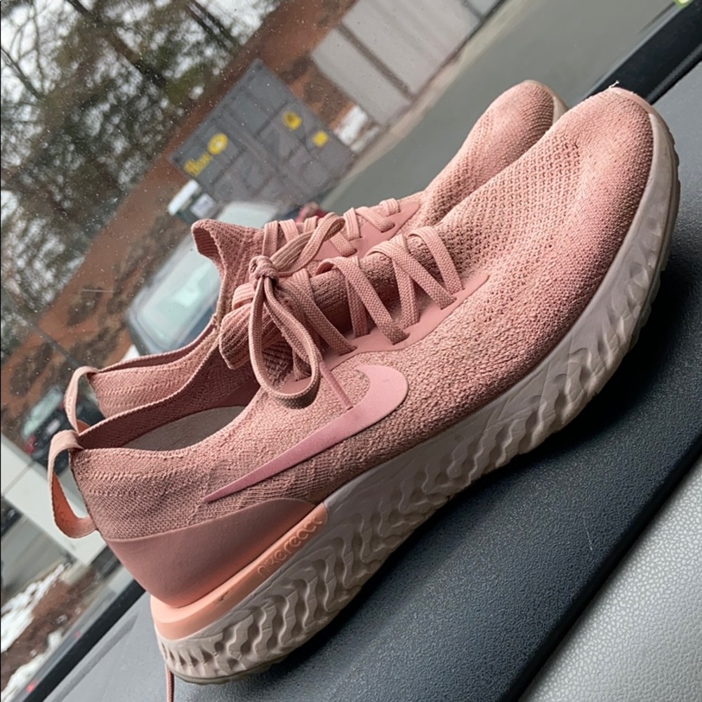 Nike Epic React Sneakers